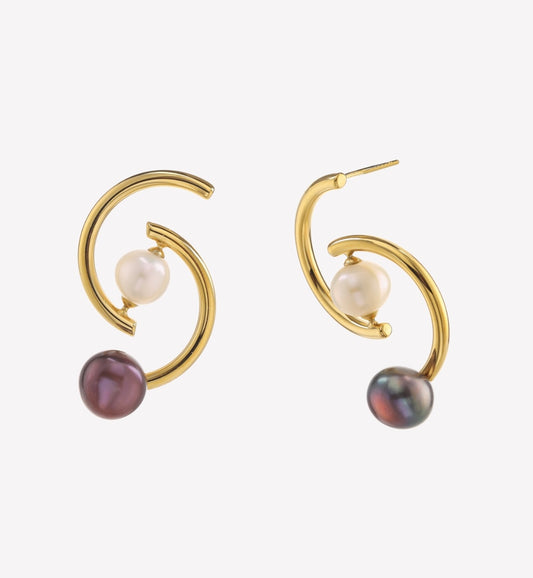 Sphere&Style Golden Linked Arcs With Green, Red, & White Pearls Earrings