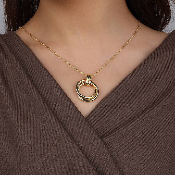 Sphere&Style Twisted Circles Pendant Necklace