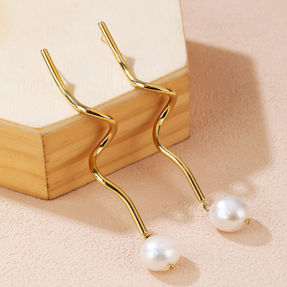 Sphere&Style Wavy Sticks With Dropped Pearl Earrings