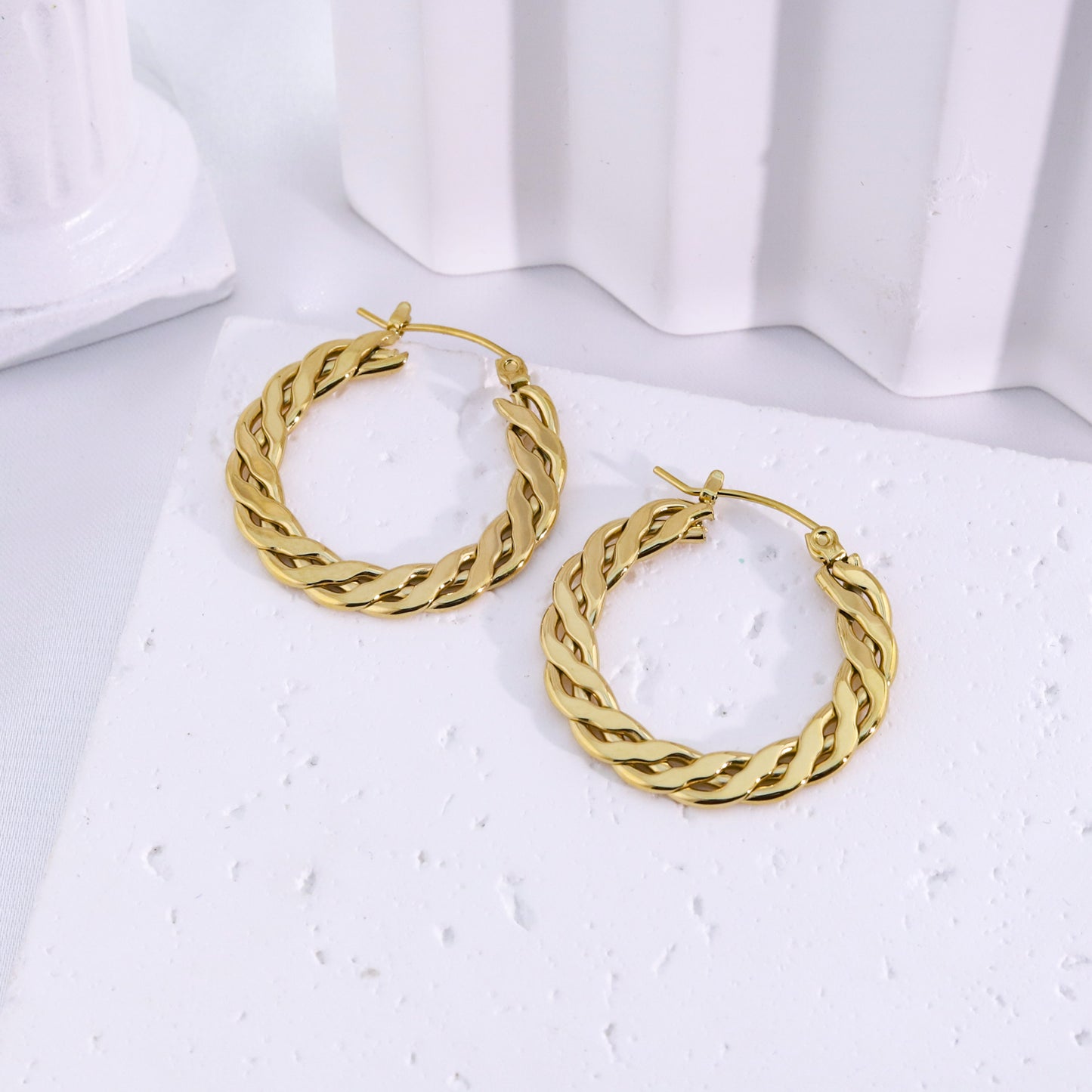 Sphere&Style Flat Braided Round Hoops