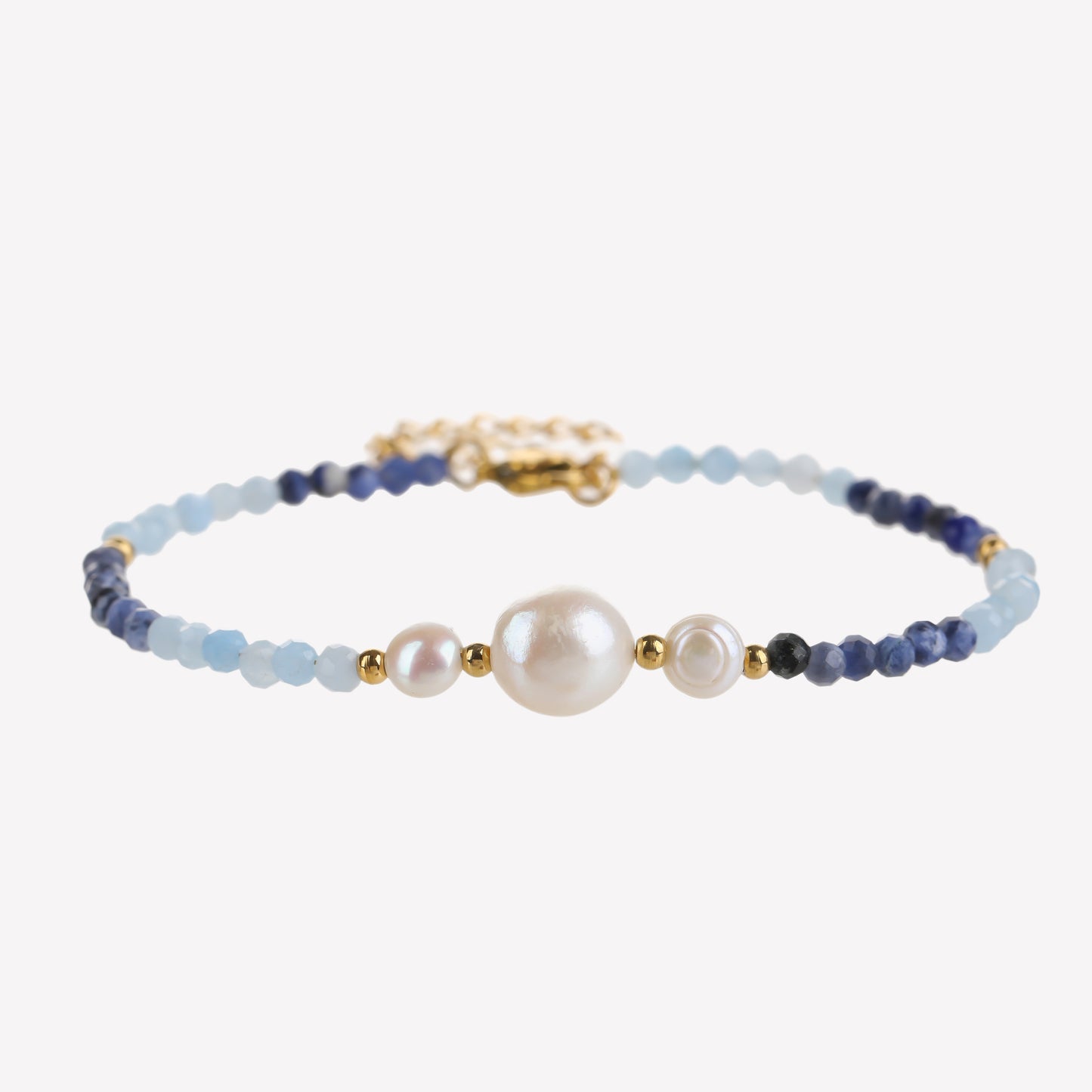 Sphere&Style Blue and White Freshwater Pearls Set